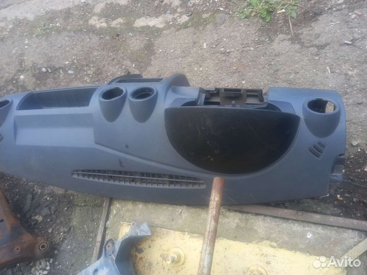 Рено Логан 1 торпедо