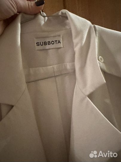 Пиджак молочный удлиненный