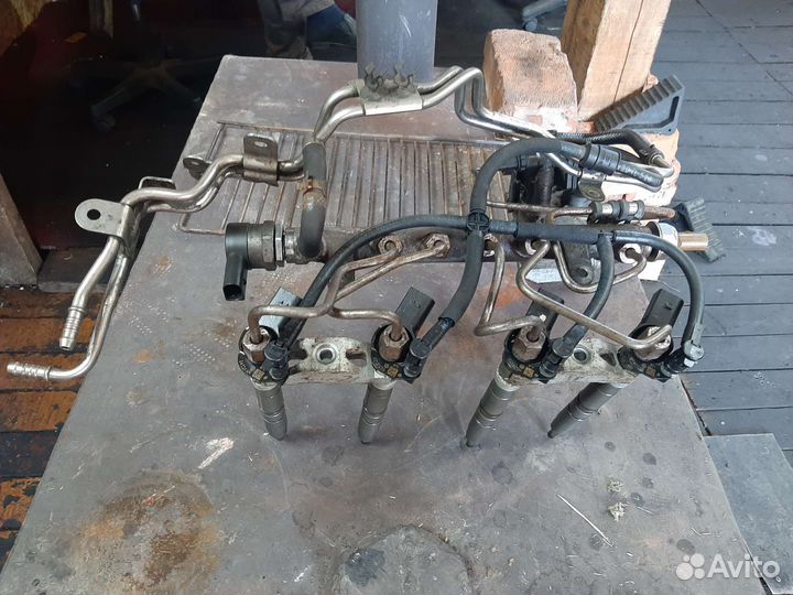 Топливный насос рампа форсунки