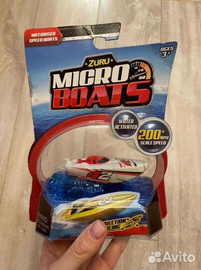 Роболодка Micro Boats ZU42, красно-белая