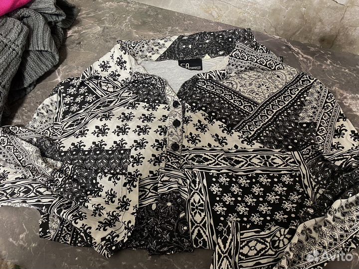 Пакет новой женской одежды S 44