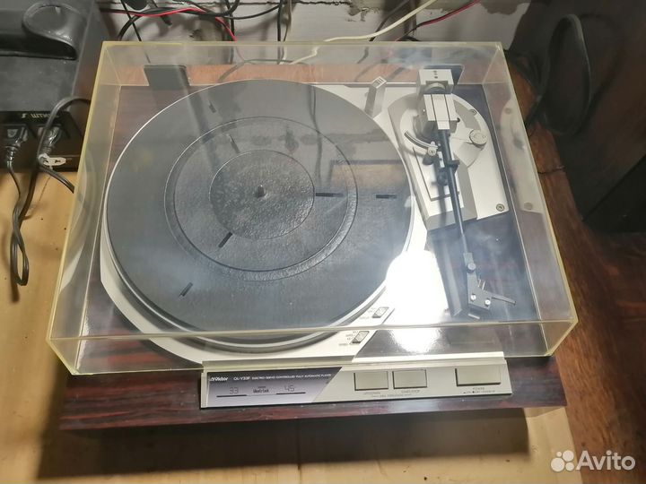 Проигрыватель винила Victor QL y33 f