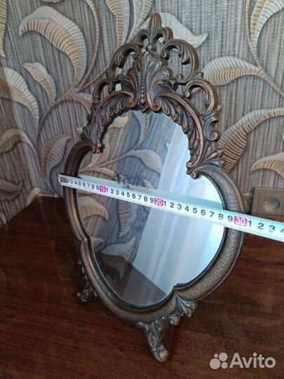 Зеркало на подставке/подножке