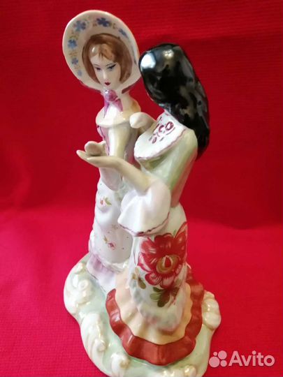 Статуэтка Гадалка