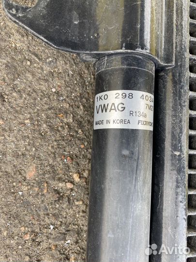 Радиатор кондиционера Volkswagen Golf Variant VI M