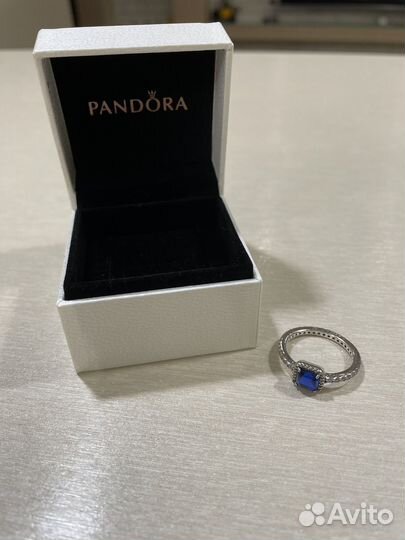Серебряное кольцо pandora 18
