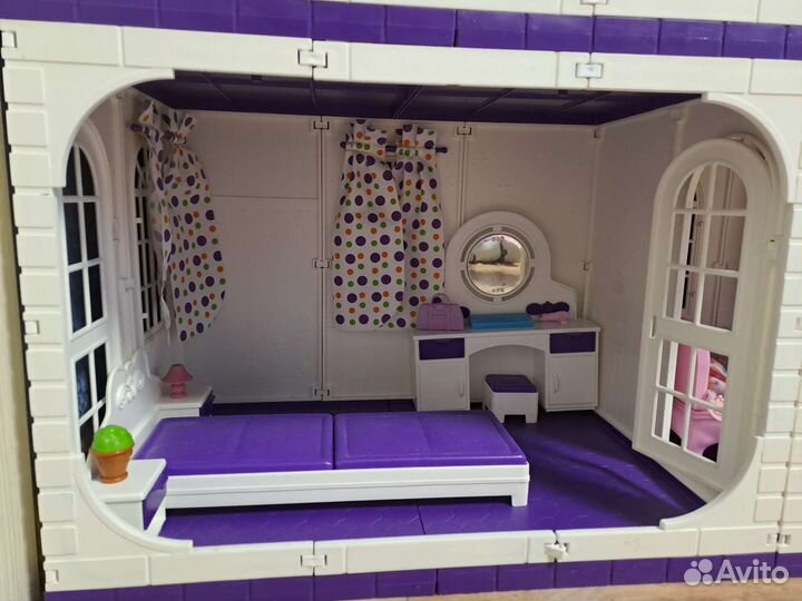 Большой кукольный домик для Барби с мебелью