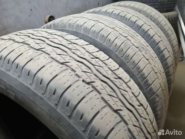Bridgestone Dueler H/T 687 225/65 R17 101H