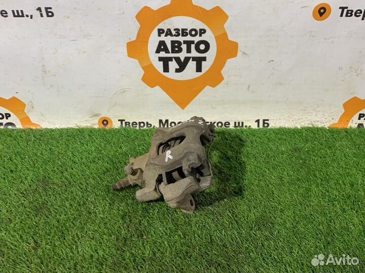 Передний правый суппорт Renault Logan 2 2016