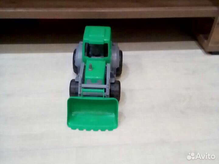 Детский трактор