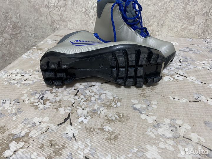 Лыжные ботинки nordway 35