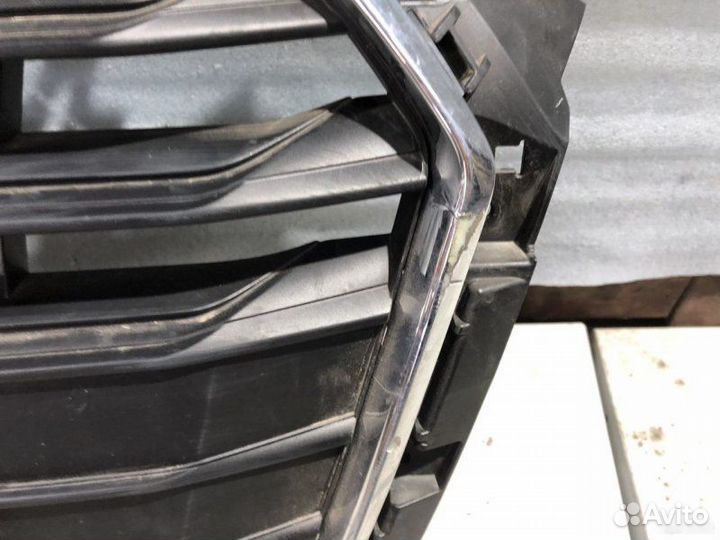 Решетка радиатора Audi A4 B9