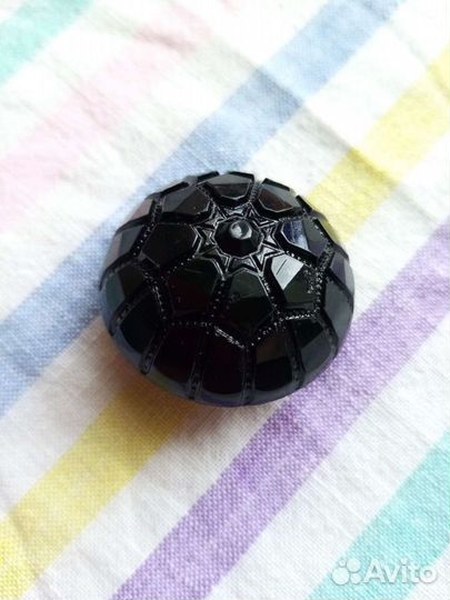 Пуговицы разные