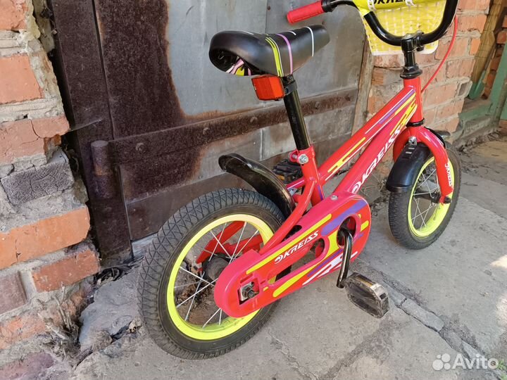Детский велосипед на 12