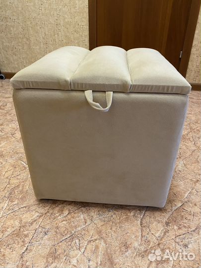 Пуфик в прихожую с ящиком