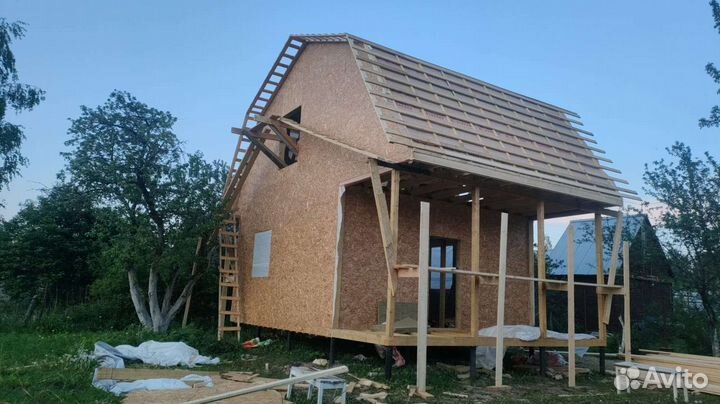 Бригада строителей