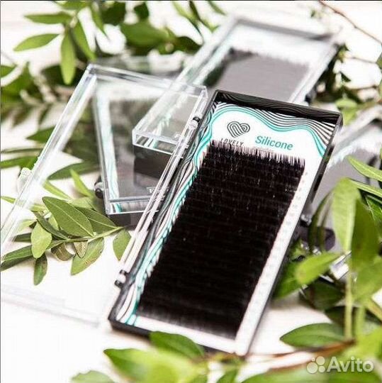 Для наращивания ресниц Lovely