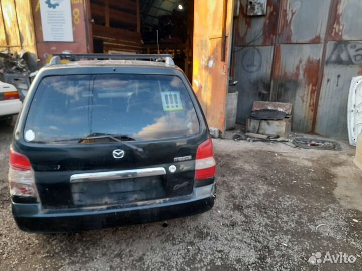 Авто в разбор на запчасти Mazda Demio