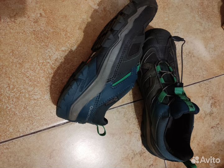 Трекинговые кроссовки 36