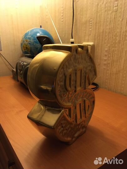 Копилка для денег б/у