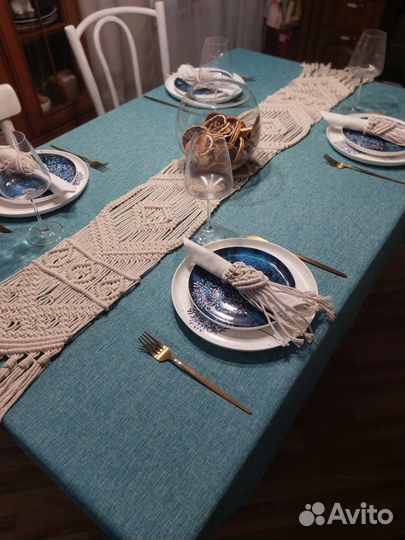 Дорожка на стол в технике макраме, раннер