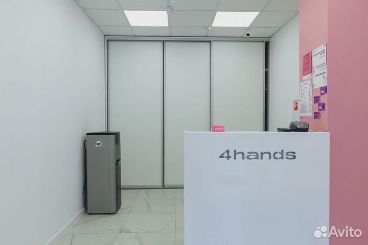 Администратор в студию маникюра (можно без опыта)