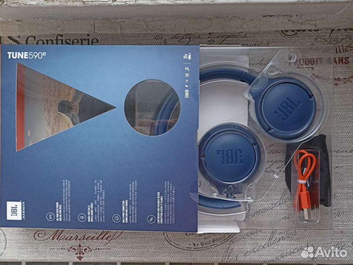 Беспроводные наушники JBL tune 590bt