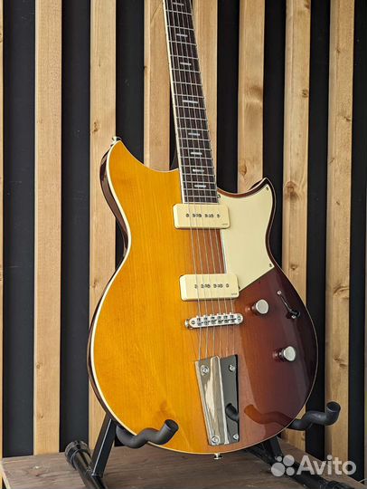 Электрогитара Yamaha RSS02T (новая)