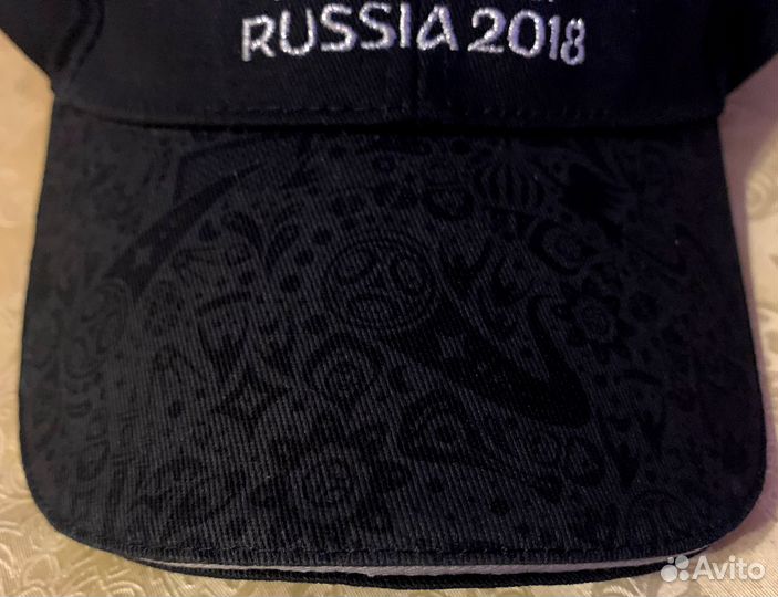 Набор эксклюзивных кепок Fifa (2 шт.). Чм 2018