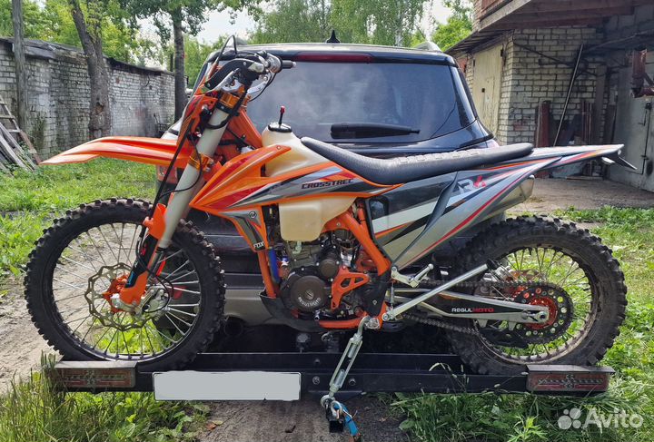 Мотохвост под квадрат