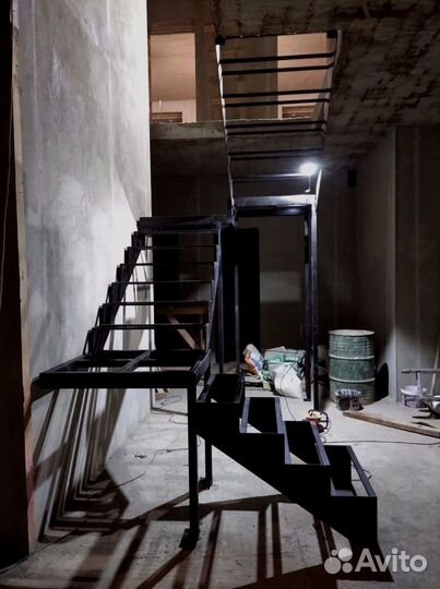 Лестница металлическая