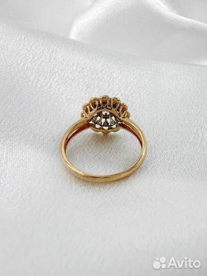 Золотое кольцо с бриллиантами 585 проба 2.15 гр
