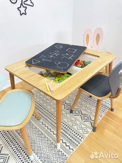 Детский стол монтессори 