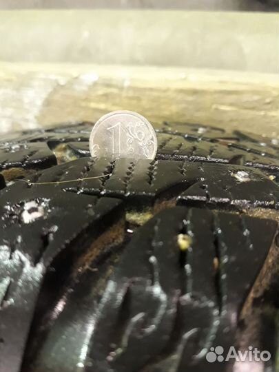 Продам 2 Колеса Зимних на Ford Focus -2