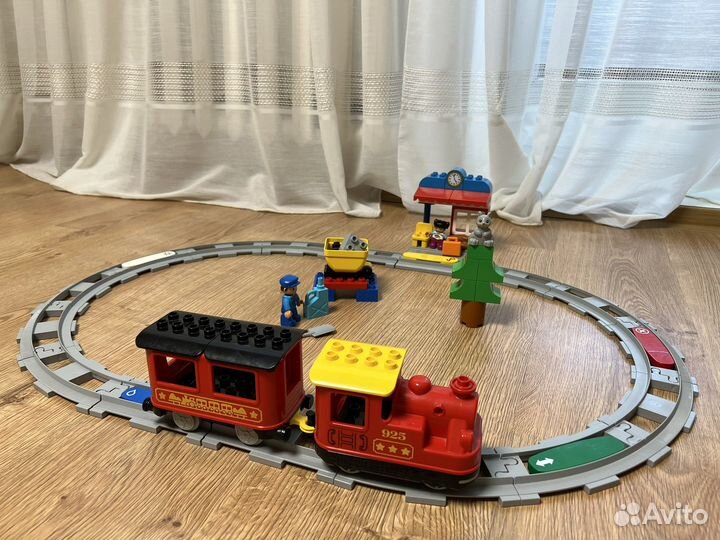 Поезд на паровой тяге 10874 lego duplo