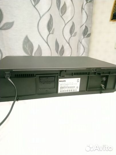 Видео магнитофон philips