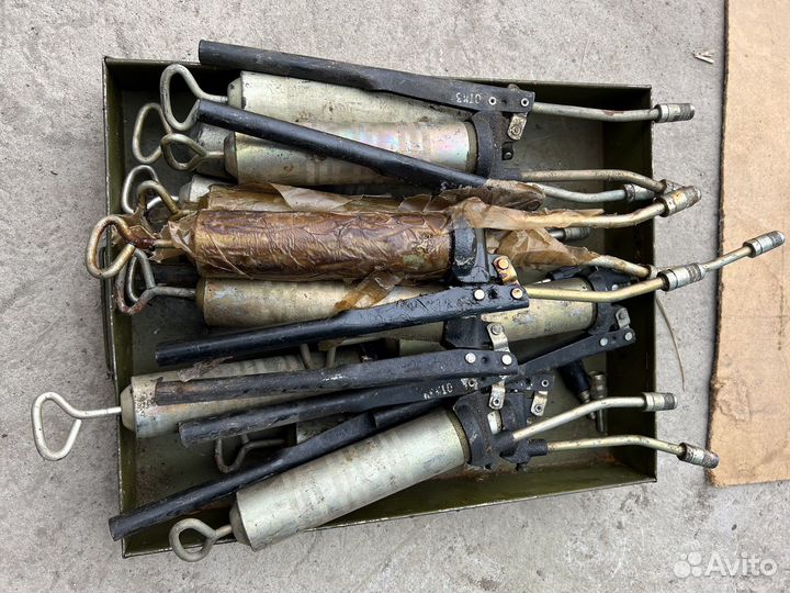 Шприц рычажно-плунжерный (шааз)