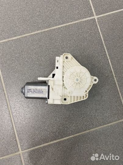 Моторчик стеклоподъемника ауди/ порш каен