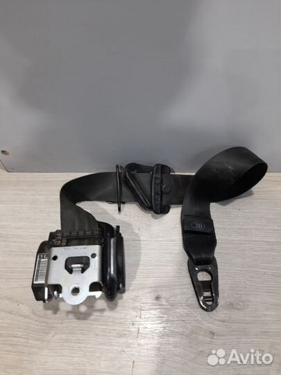 Ремень безопасности перед Renault megane 3 Лев