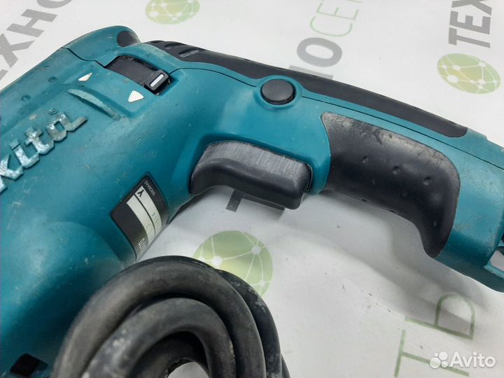 Перфоратор Makita HR2470