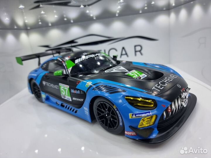 Модель Mercedes-AMG GT3 #57 24h Daytona 1:18 Ixo