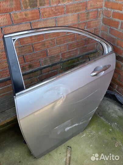 Дверь задняя хонда аккорд 7 в сборе