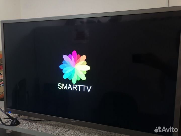 SMART tv dexp F40E8000Q