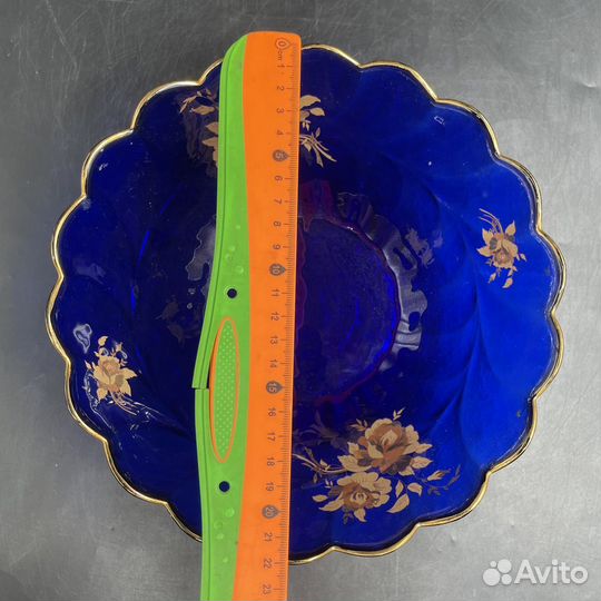 Фруктовница старинная синий кобальт цветное стекло