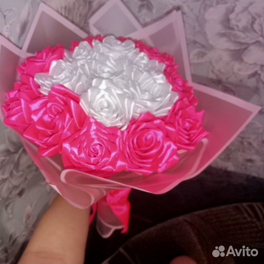 Букет из атласных лент