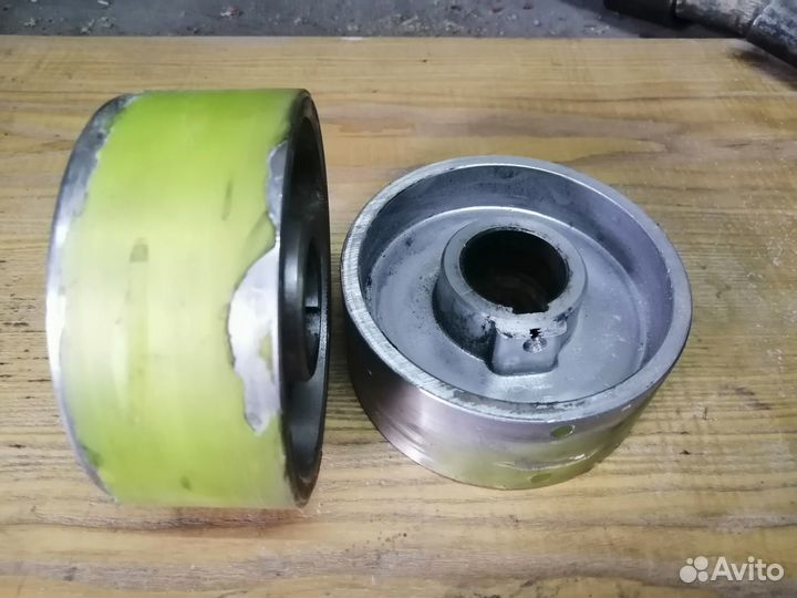 Прижимные ролики на четырехсторонний станок