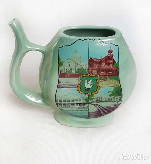 Много разной посуды для дома