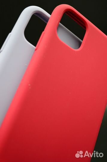 Силиконовый чехол на iPhone 11