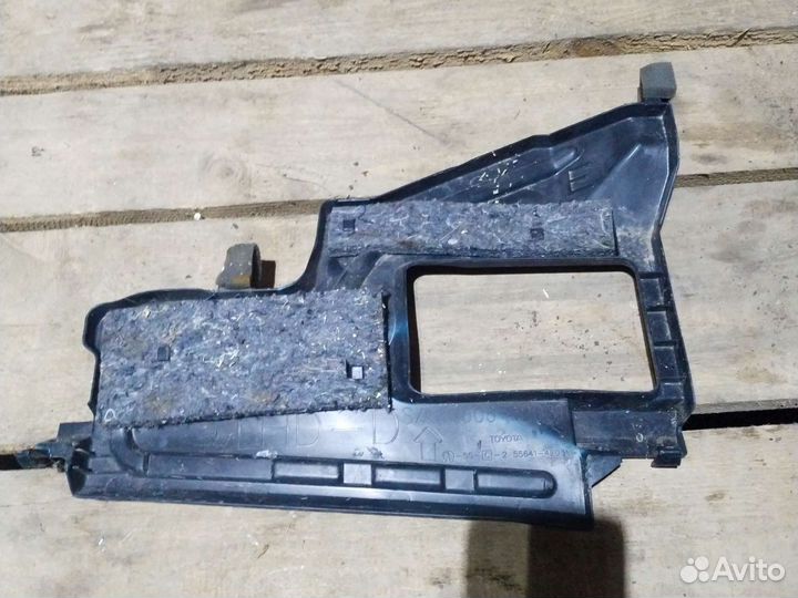 5560642031 Накладка (кузов внутри) toyota RAV 4