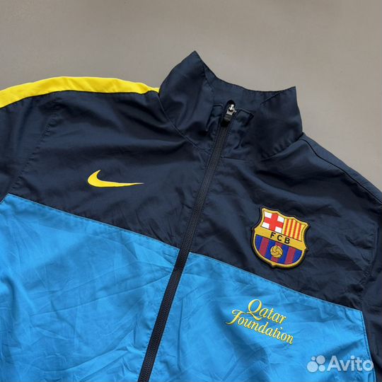 Ветровка Nike